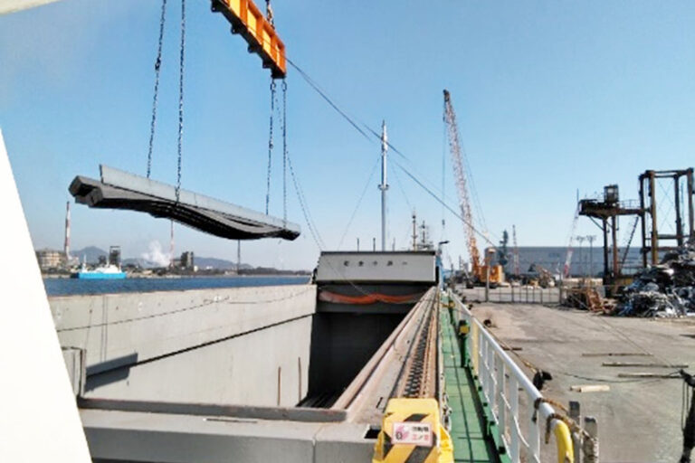 広島を中心に港湾荷役サービスを提供| 丸加海陸運輸の海陸総合物流.com